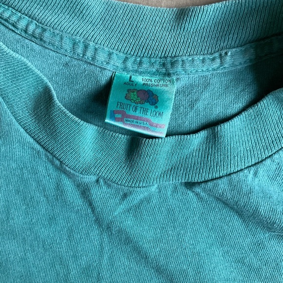 VINTAGE SINGLE STITCH FRUIT OF THE LOOM TSHIRT - Picture 2 of 2